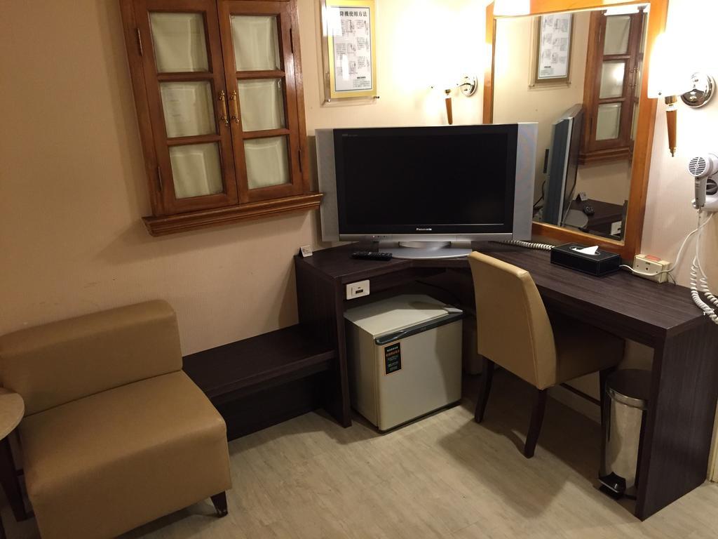 Goodness Hotel Гаосюн Экстерьер фото
