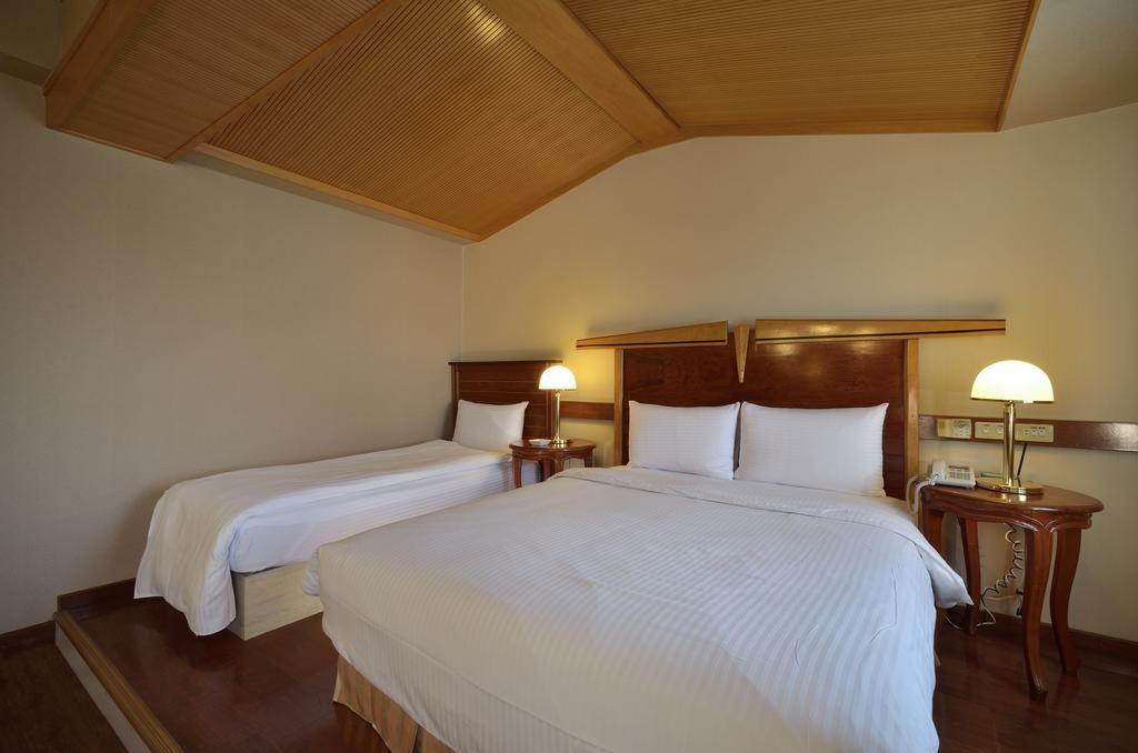 Goodness Hotel Гаосюн Экстерьер фото