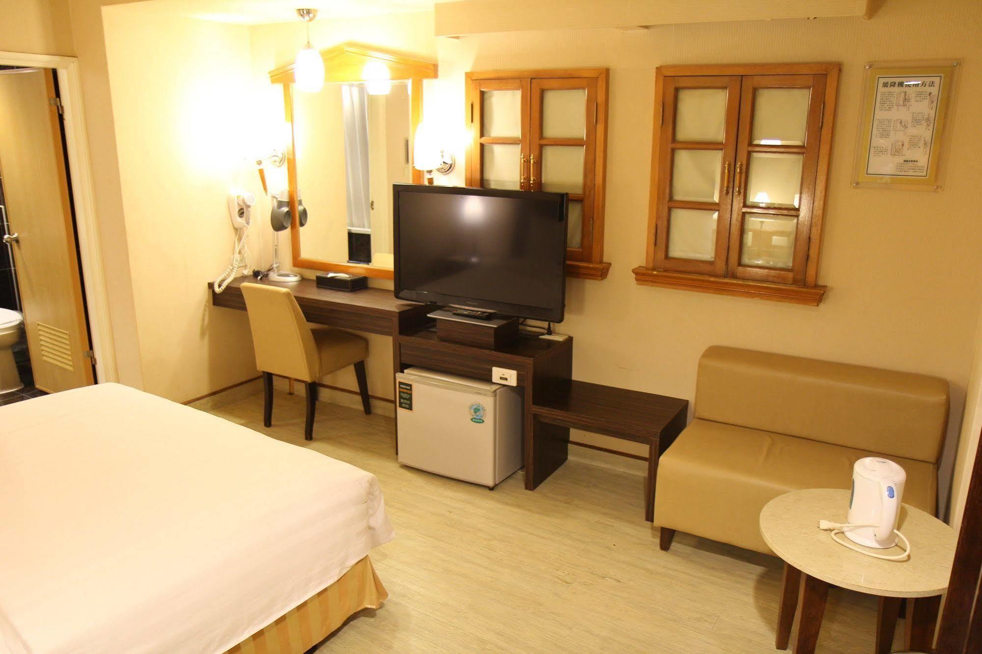 Goodness Hotel Гаосюн Экстерьер фото