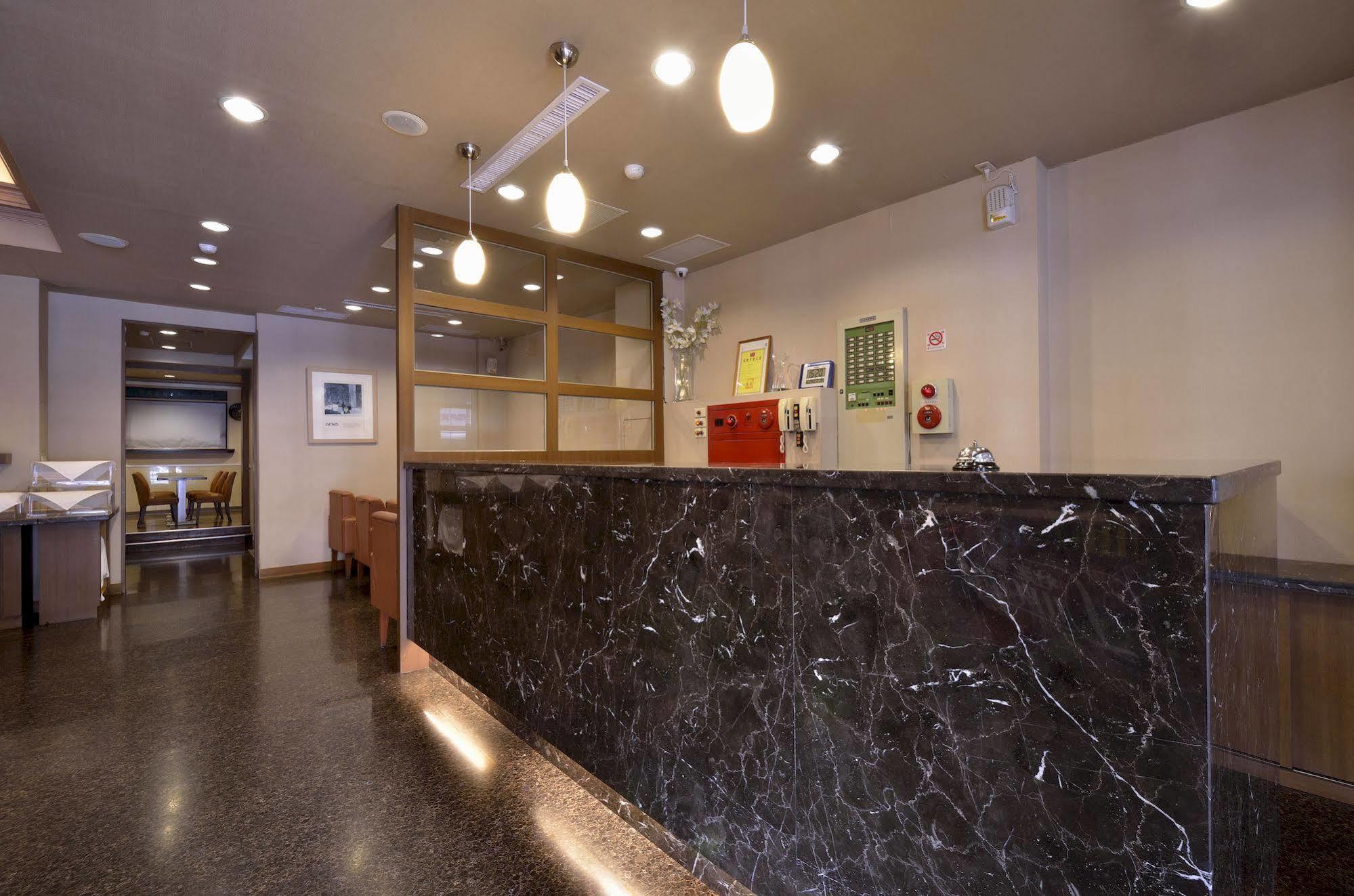 Goodness Hotel Гаосюн Экстерьер фото